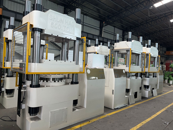 600 ton automatic melamine molding machine