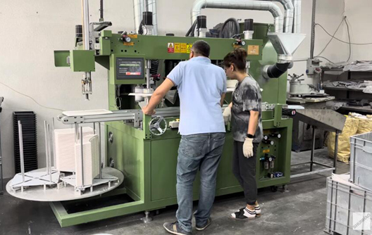 Automatic Melamine Crockery Grinding Machine